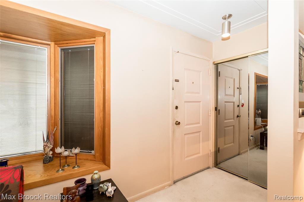 1703 Browning Avenue, Madison Heights, MI 48071 — Photo 3