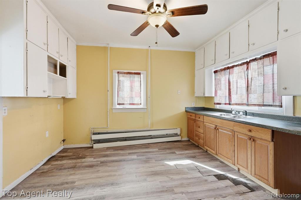 95 W Lapeer Street, Peck, MI 48466 — Photo 9
