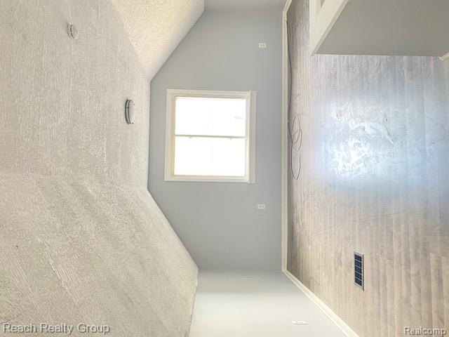17706 STAHELIN Avenue, Detroit, MI 48219 — Photo 10