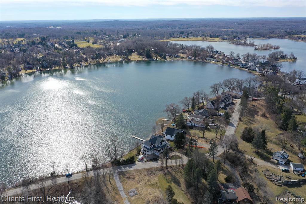 4120 Clifford Road, Brighton, MI 48116 — Photo 5