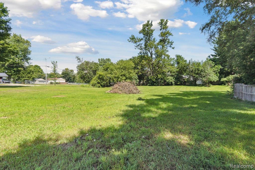 8214 ROCKWOOD Avenue, Mount Morris, MI 48458 — Photo 28