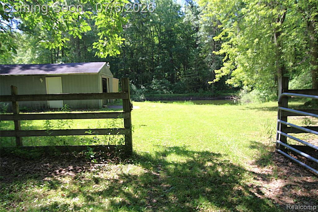 12403 Willard Road, Montrose, MI 48417 — Photo 7
