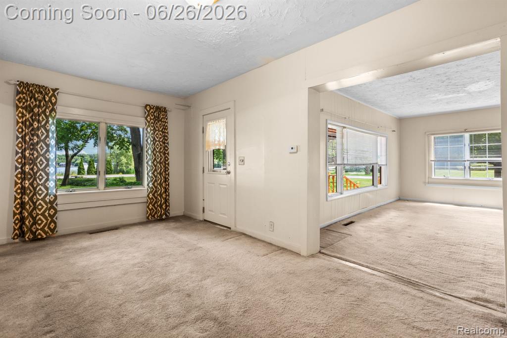 514 Lake Street, Howell, MI 48843 — Photo 3