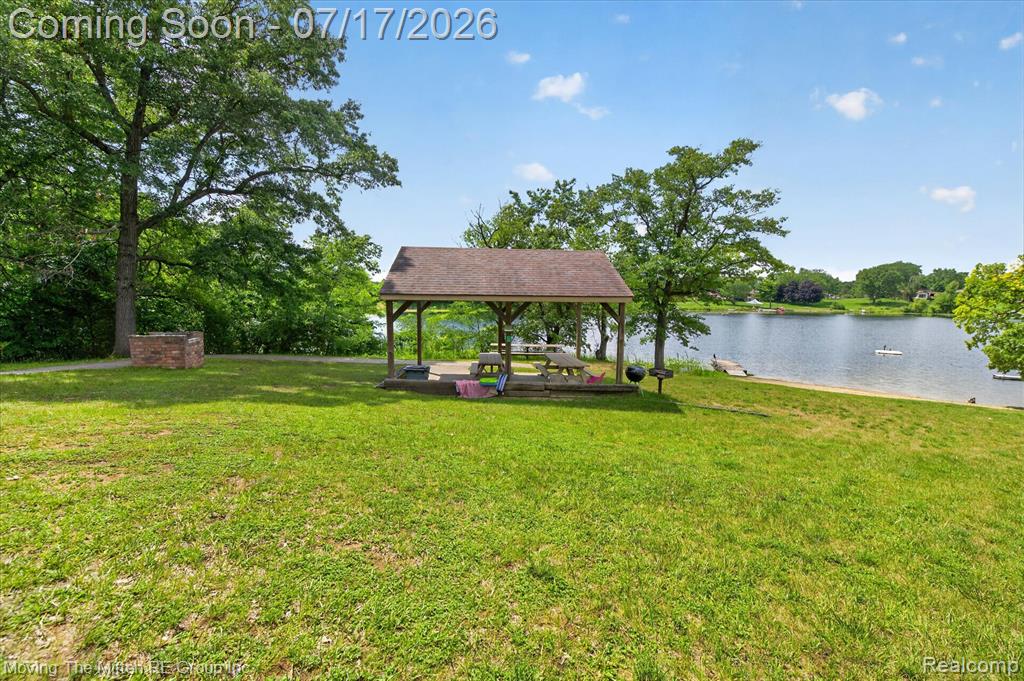 744 S Park Street, Highland, MI 48356 — Photo 39
