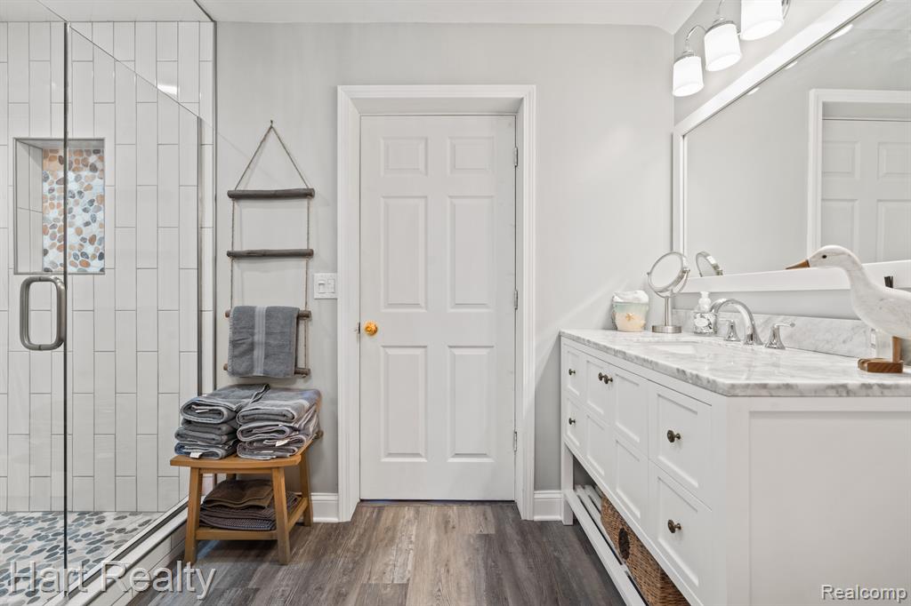 5628 Washington, Lexington, MI 48450 — Photo 15