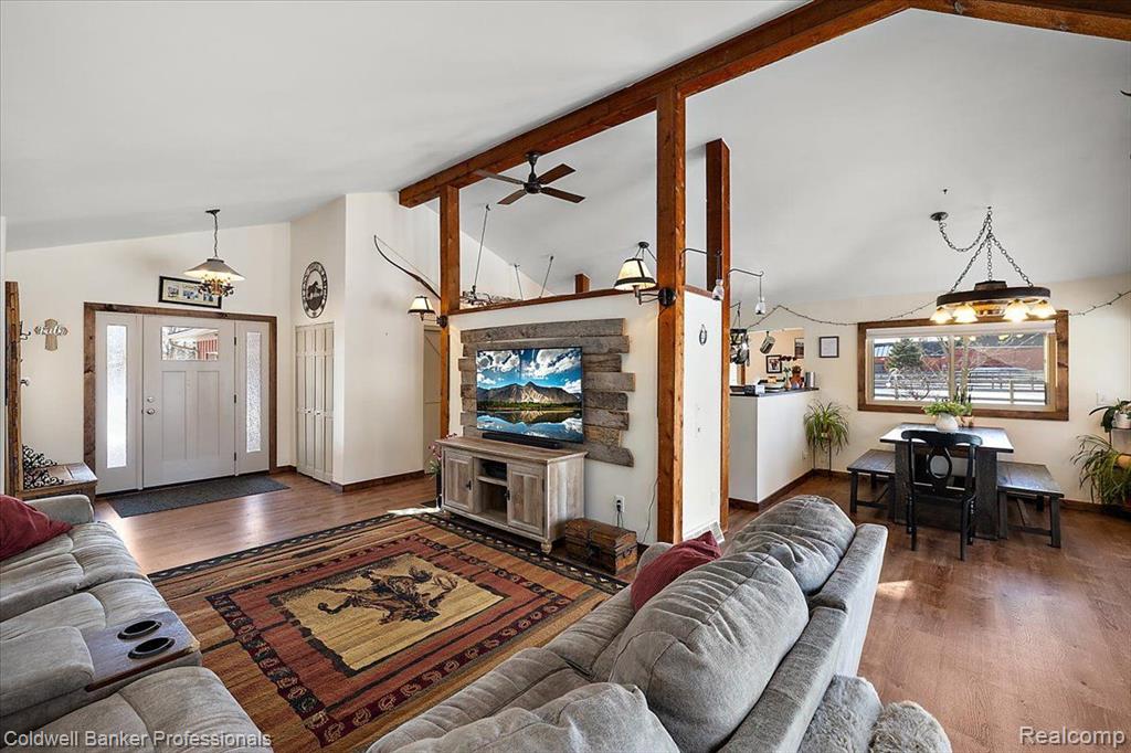 5240 THOMAS Road, Metamora, MI 48455 — Photo 9