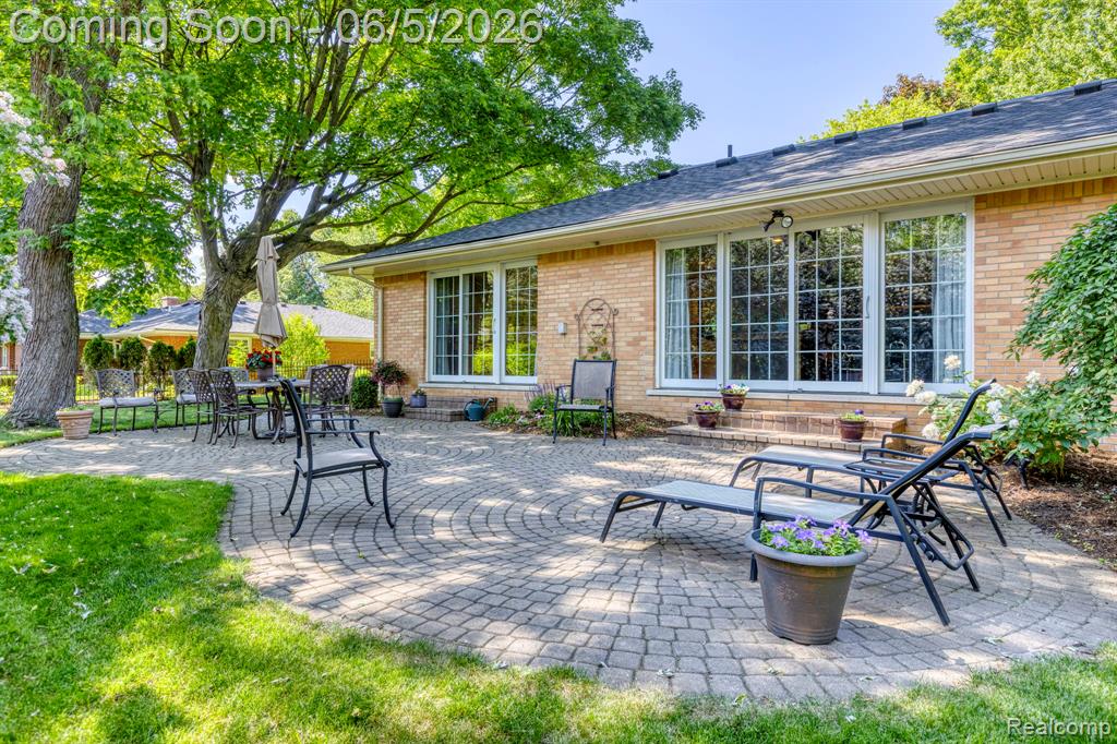 19141 Warwick Street, Franklin, MI 48025 — Photo 5