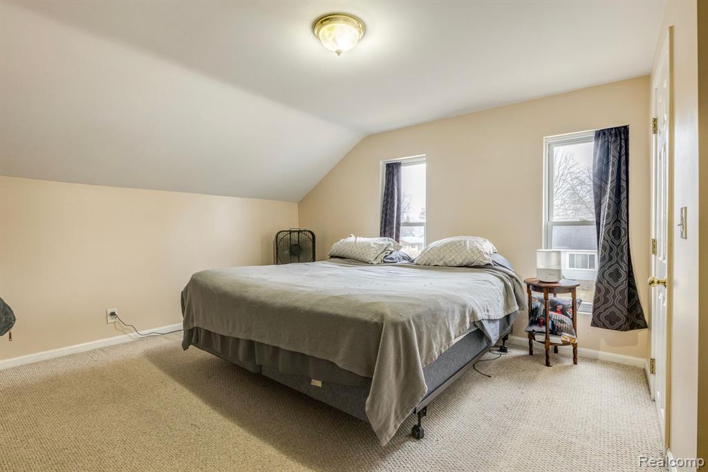 901 GARFIELD Street, Port Huron, MI 48060 — Photo 23