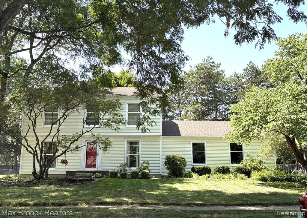 5443 Berwyck Drive, Troy, MI 48085