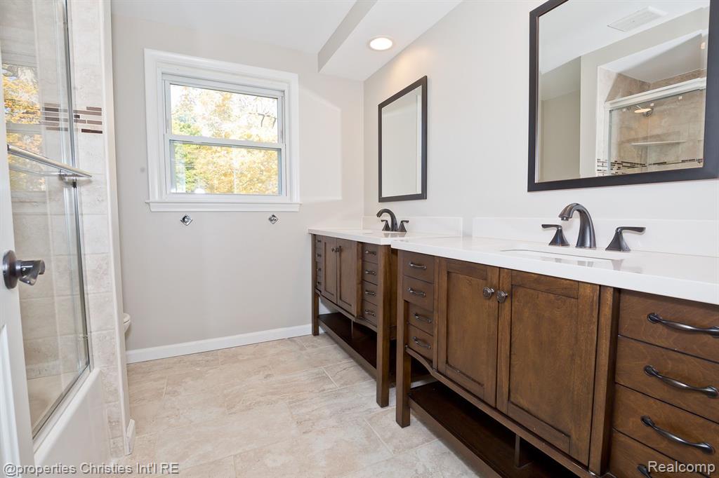 5582 NORTHCOTE, West Bloomfield, MI — Photo 49