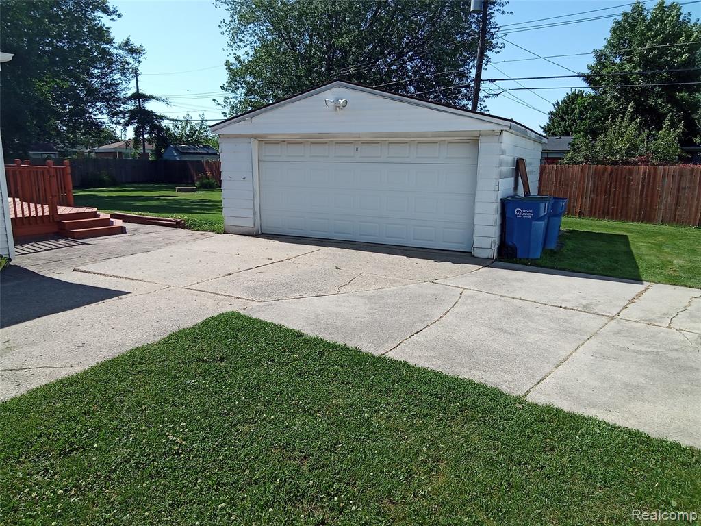8283 Christine Street, Warren, MI 48093 — Photo 29