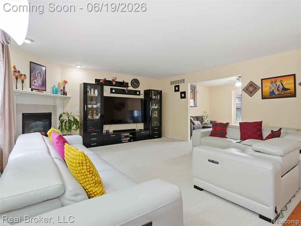 6729 Eckerman Drive, Troy, MI 48085 — Photo 18
