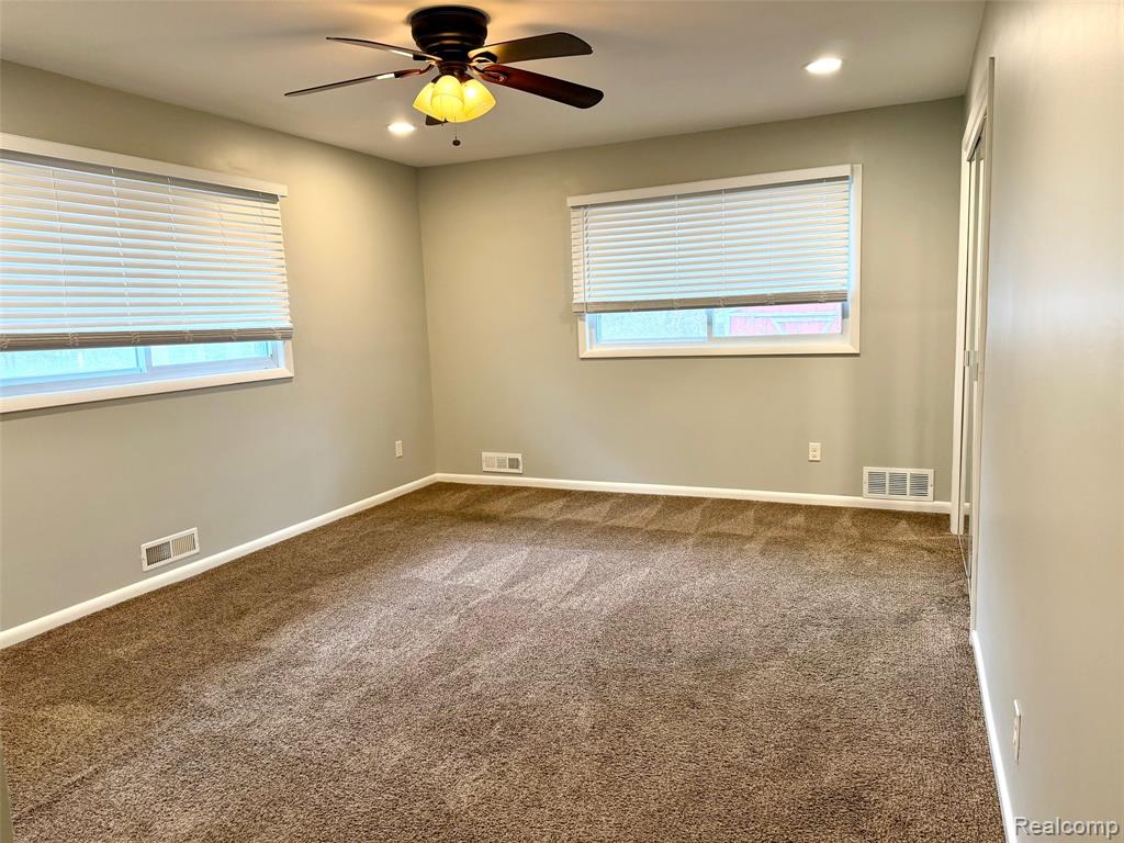 17617 Avilla Blvd Boulevard, Lathrup Village, MI 48076 — Photo 6