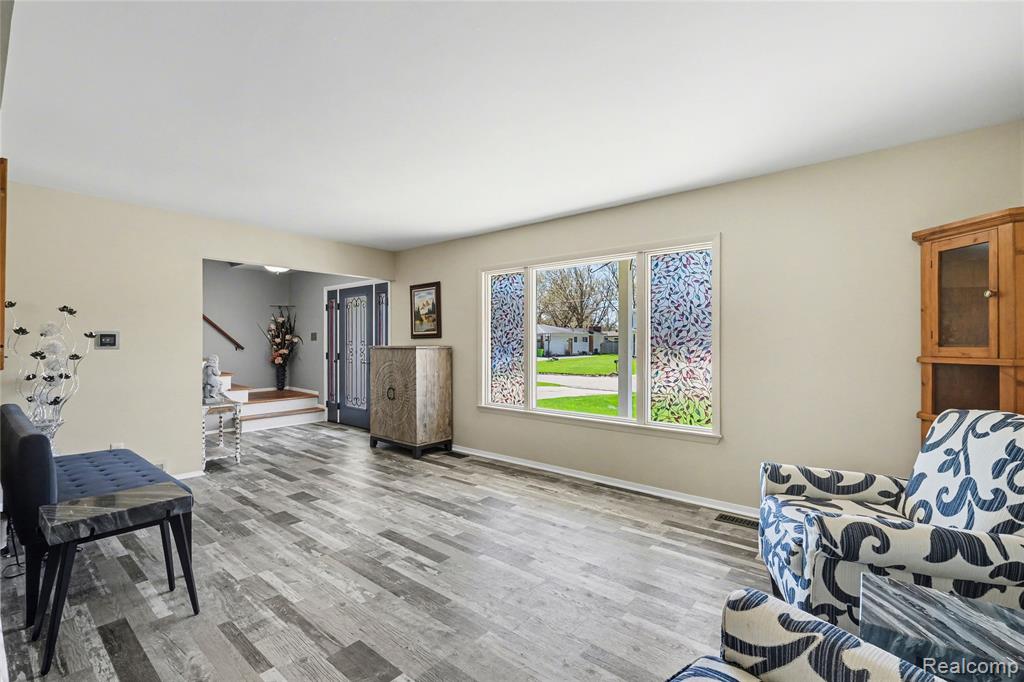 4459 Sunderland Place, Flint, MI 48507 — Photo 3