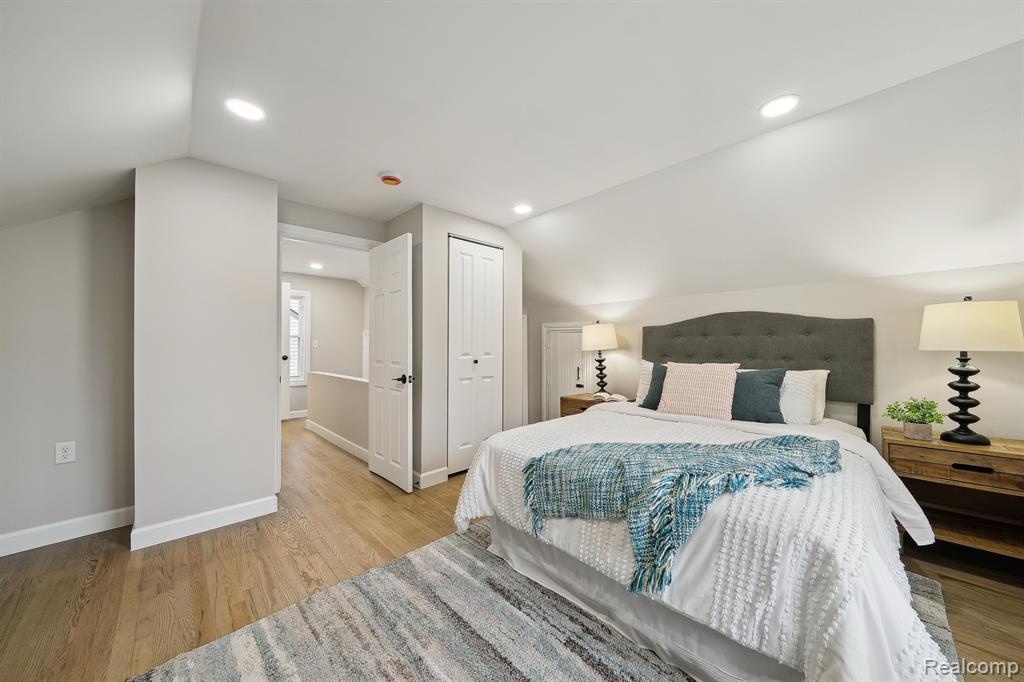 921 N EDGEWORTH Avenue, Royal Oak, MI 48067 — Photo 18