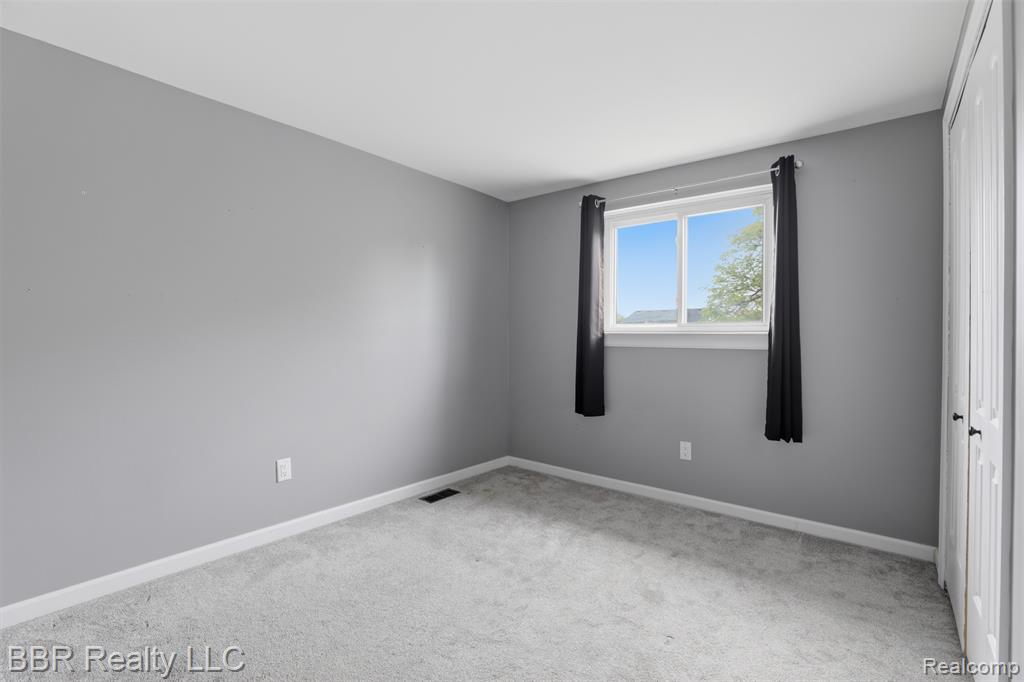 4680 Forest Lane, Trenton, MI 48183 — Photo 14