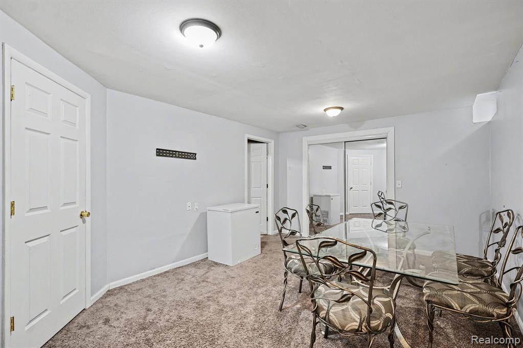 44582 Connecticut Court, Clinton Twp, MI 48038 — Photo 16