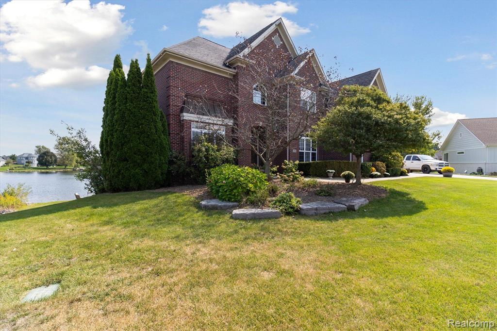 1858 SANDY SHORES Drive, Oxford, MI 48371 — Photo 4