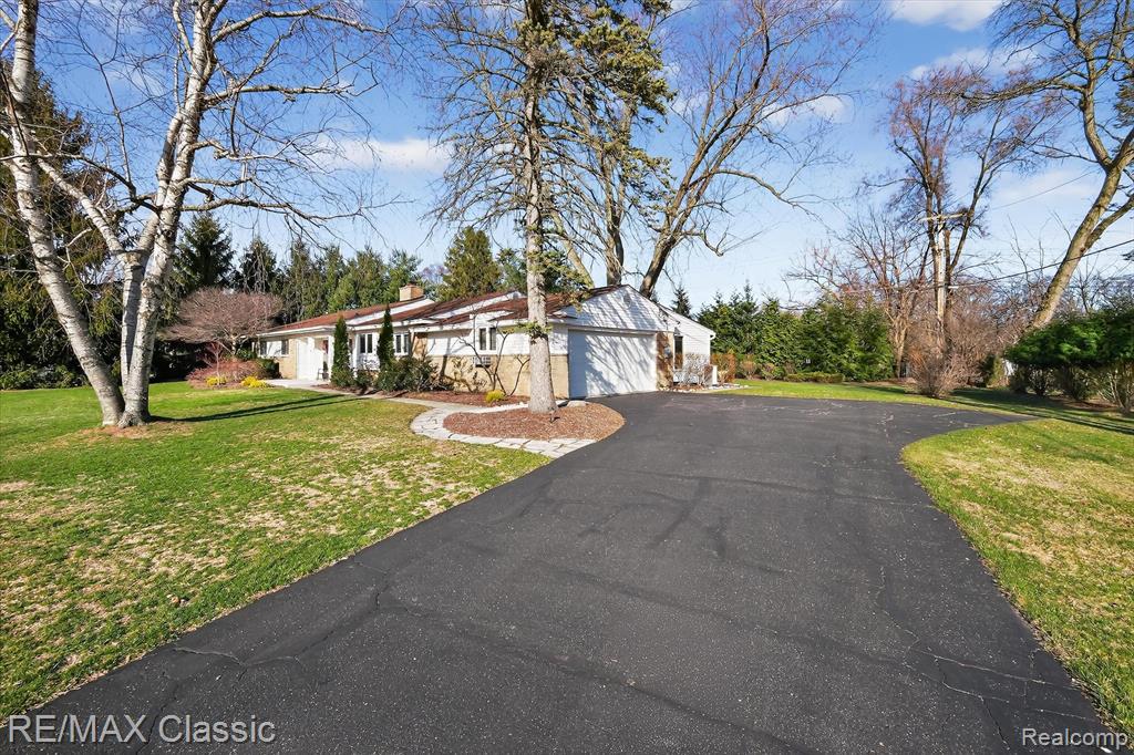 4731 Pickering Road, Bloomfield Hills, MI 48301 — Photo 5