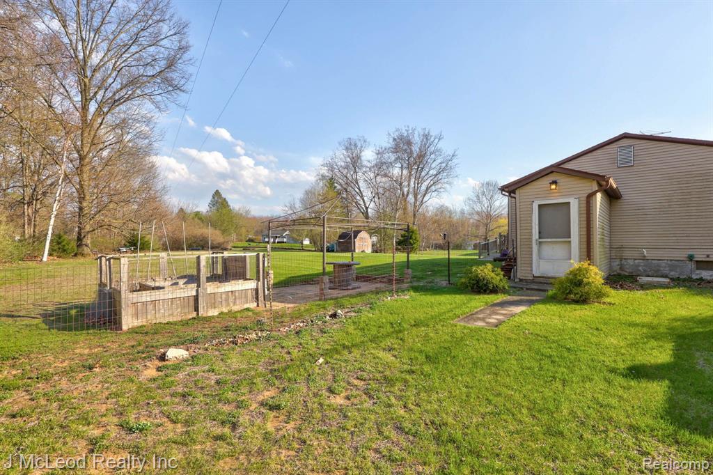 9975 TUSCOLA Road, Clio, MI 48420 — Photo 48