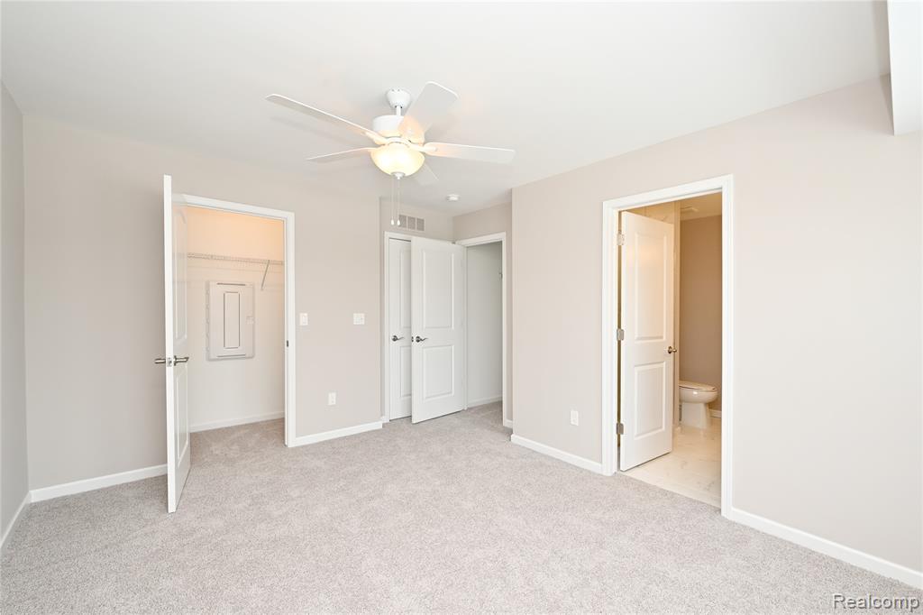 4861 Parkside Lane, Troy, MI 48085 — Photo 21