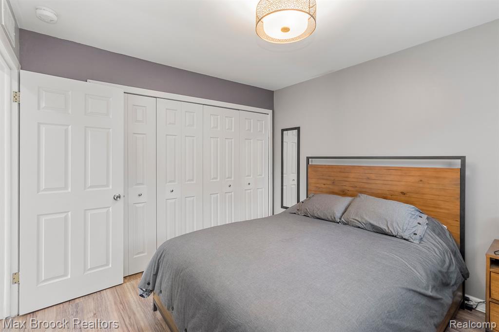 501 S Edgeworth Avenue, Royal Oak, MI 48067 — Photo 25