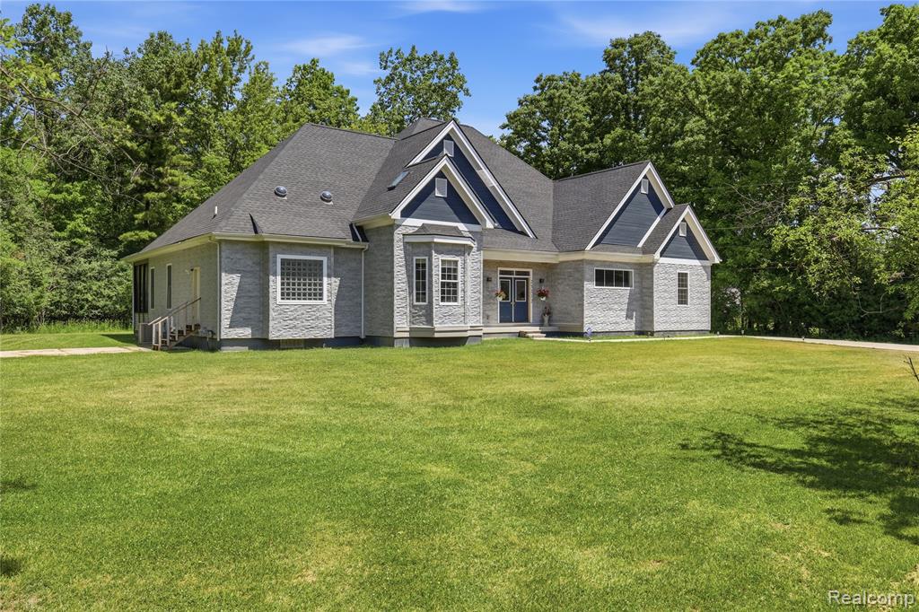 25212 Edgemont Drive - Photo 4