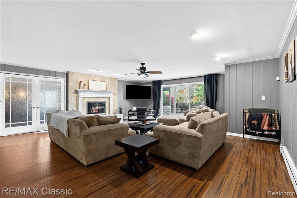 2345 E Commerce Road, Milford, MI 48381 — Photo 32
