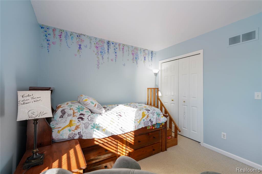 802 Castle Pine Court, Pontiac, MI 48340 — Photo 44