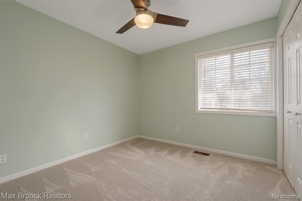 906 McLean Avenue, Royal Oak, MI 48067 — Photo 15