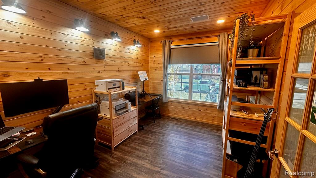 1474 Secretariat Way, Howell, MI 48843 — Photo 14