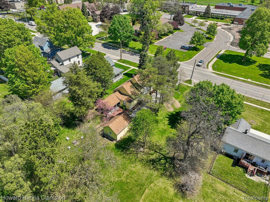 505 N Adelaide Street, Fenton, MI 48430 — Photo 36