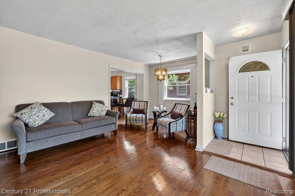 28688 Emerson Street, Inkster, MI 48141 — Photo 7