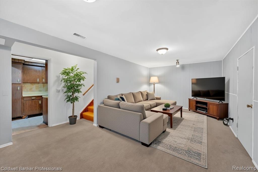 4331 Jones Road, North Branch, MI 48461 — Photo 5