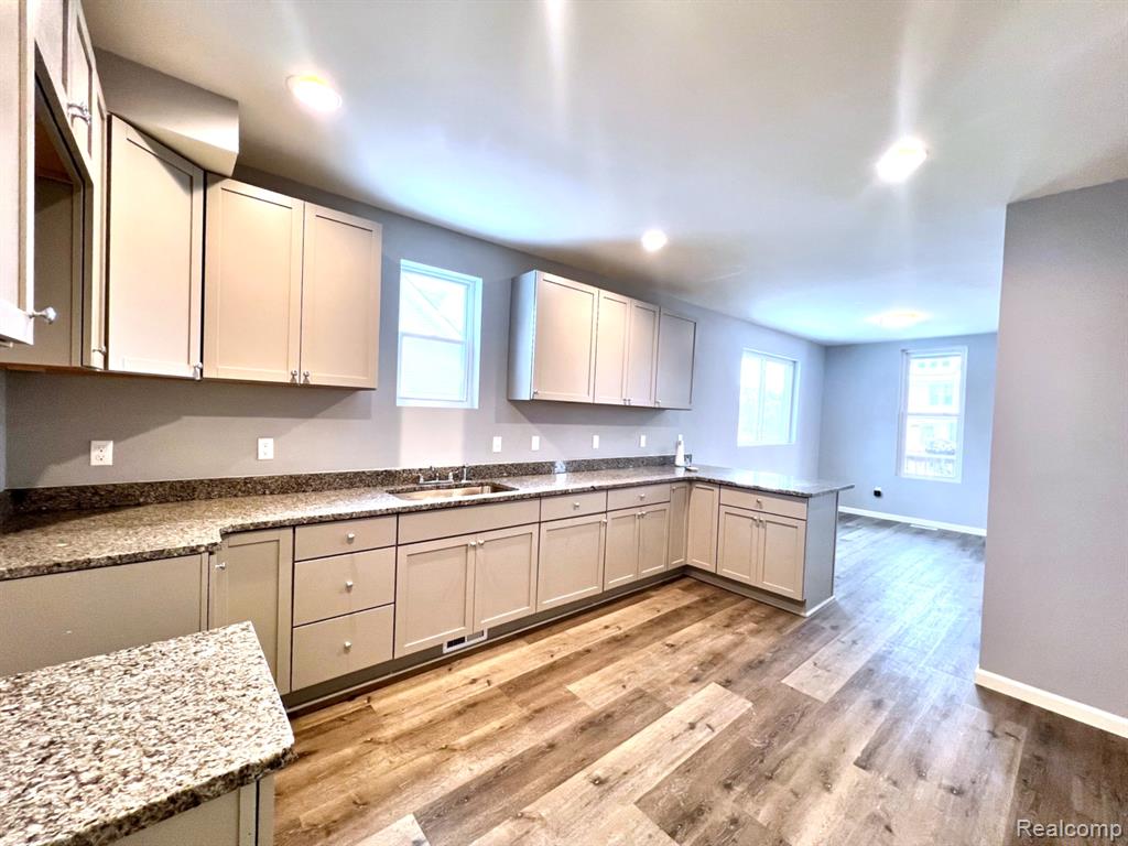 2931 Garland Street, Detroit, MI 48214 — Photo 6