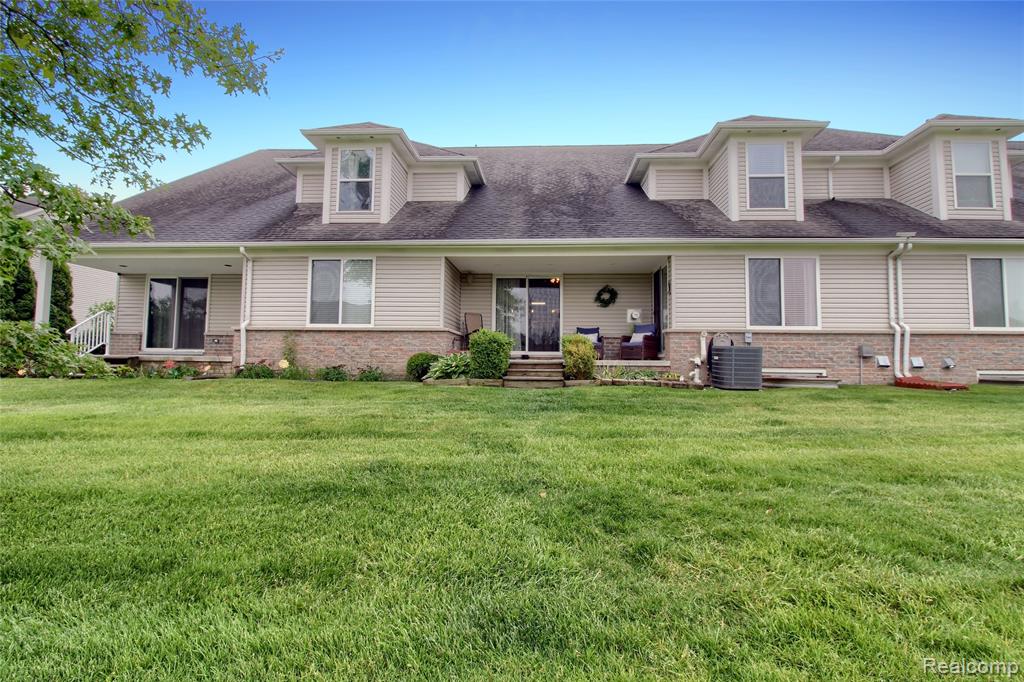 31626 Beaver Circle, New Boston, MI 48164 — Photo 35