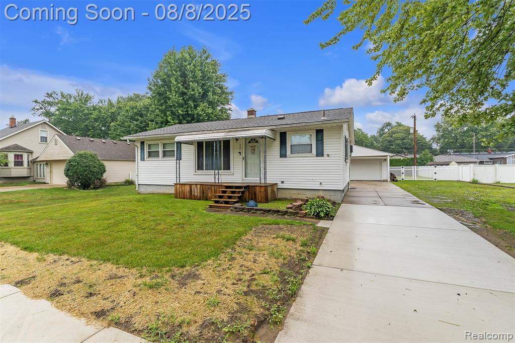 885 Patterson Drive, Monroe, MI 48161 — Photo 2