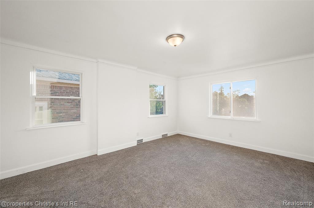 18645 Roselawn Street, Detroit, MI 48221 — Photo 28