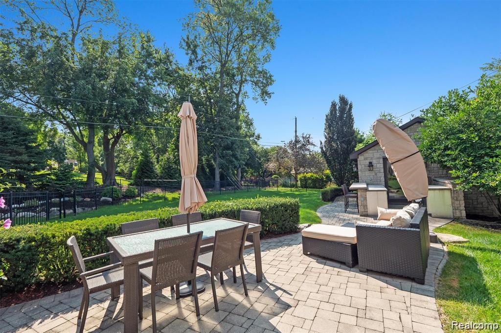 5365 Van Ness Court, Bloomfield Hills, MI 48302 — Photo 4