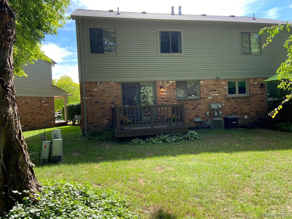 112 MAPLEGROVE Drive, Clawson, MI — Photo 26