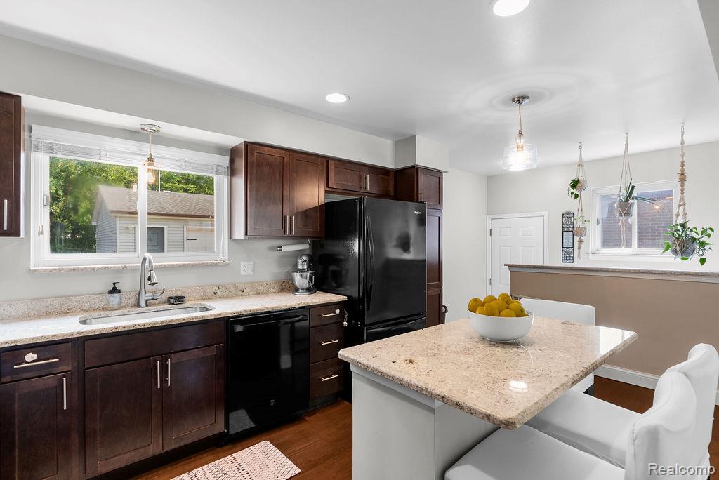 4588 Fenwick Drive, Warren, MI 48092 — Photo 11