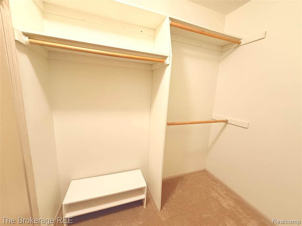 610 Perry Creek Drive, Grand Blanc, MI 48439 — Photo 22