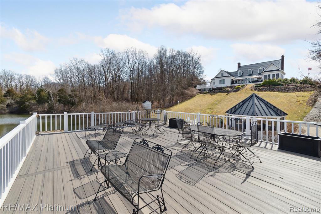 3304 OUTBACK Trail, Pinckney, MI 48169 — Photo 31
