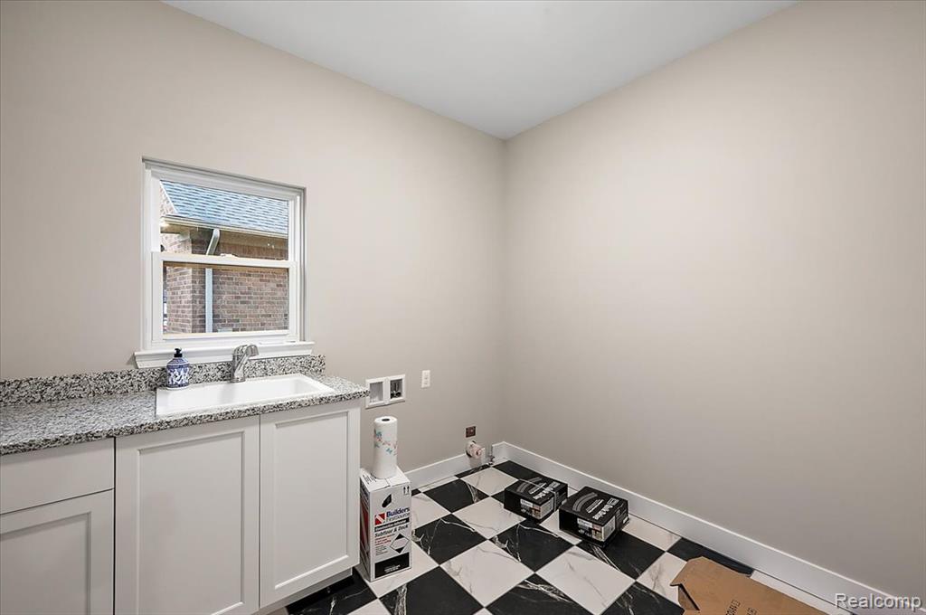 24021 Sawgrass Drive, Macomb, MI 48042 — Photo 35