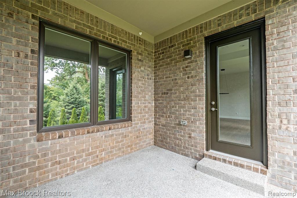 7477 Gramercy Circle, 17, West Bloomfield, MI — Photo 39