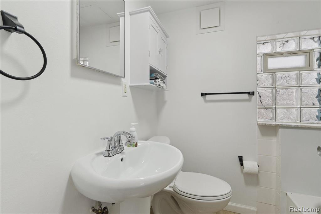 444 S WILLIAM Street, Marine, MI — Photo 15