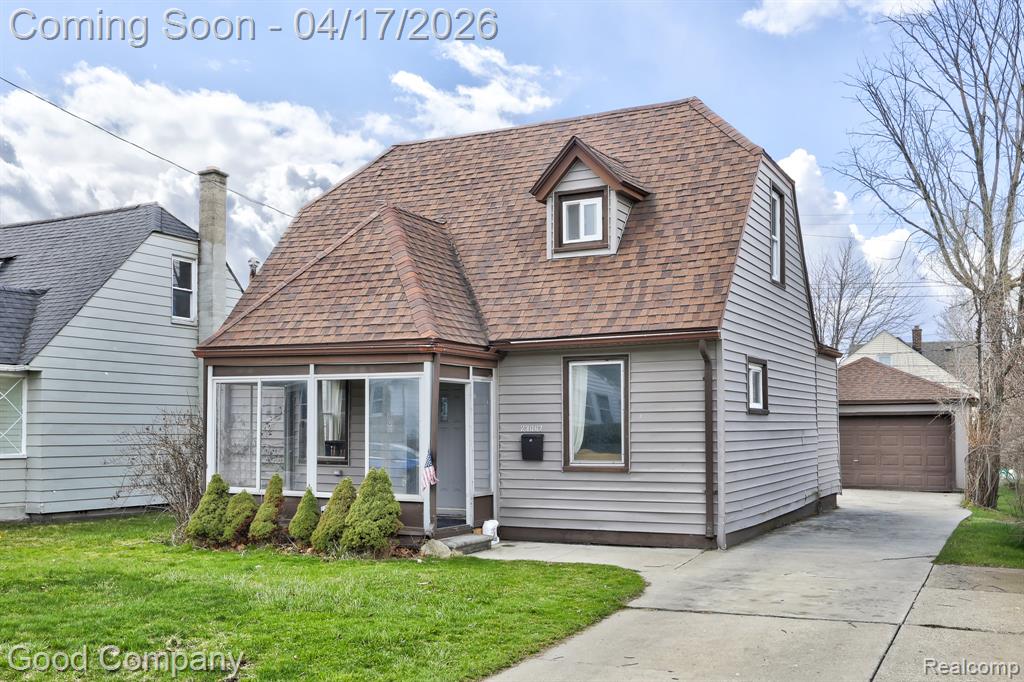 23067 Hazelwood Avenue, Hazel Park, MI 48030 — front exterior