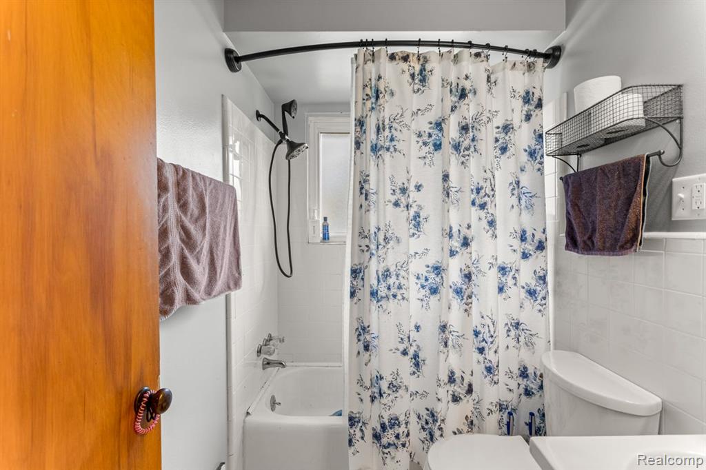 9834 DUDLEY Street, Taylor, MI 48180 — Photo 11