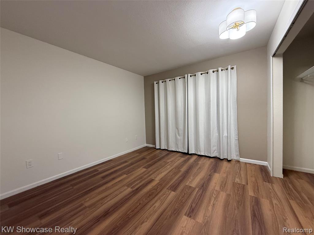 12372 SAINT ANDREWS Way, Fenton, MI 48430 — Photo 2
