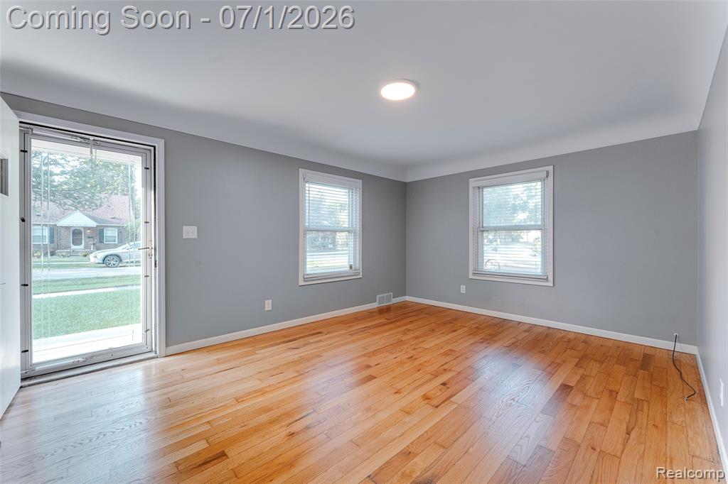 31979 Kathryn Street, Garden City, MI — Photo 18